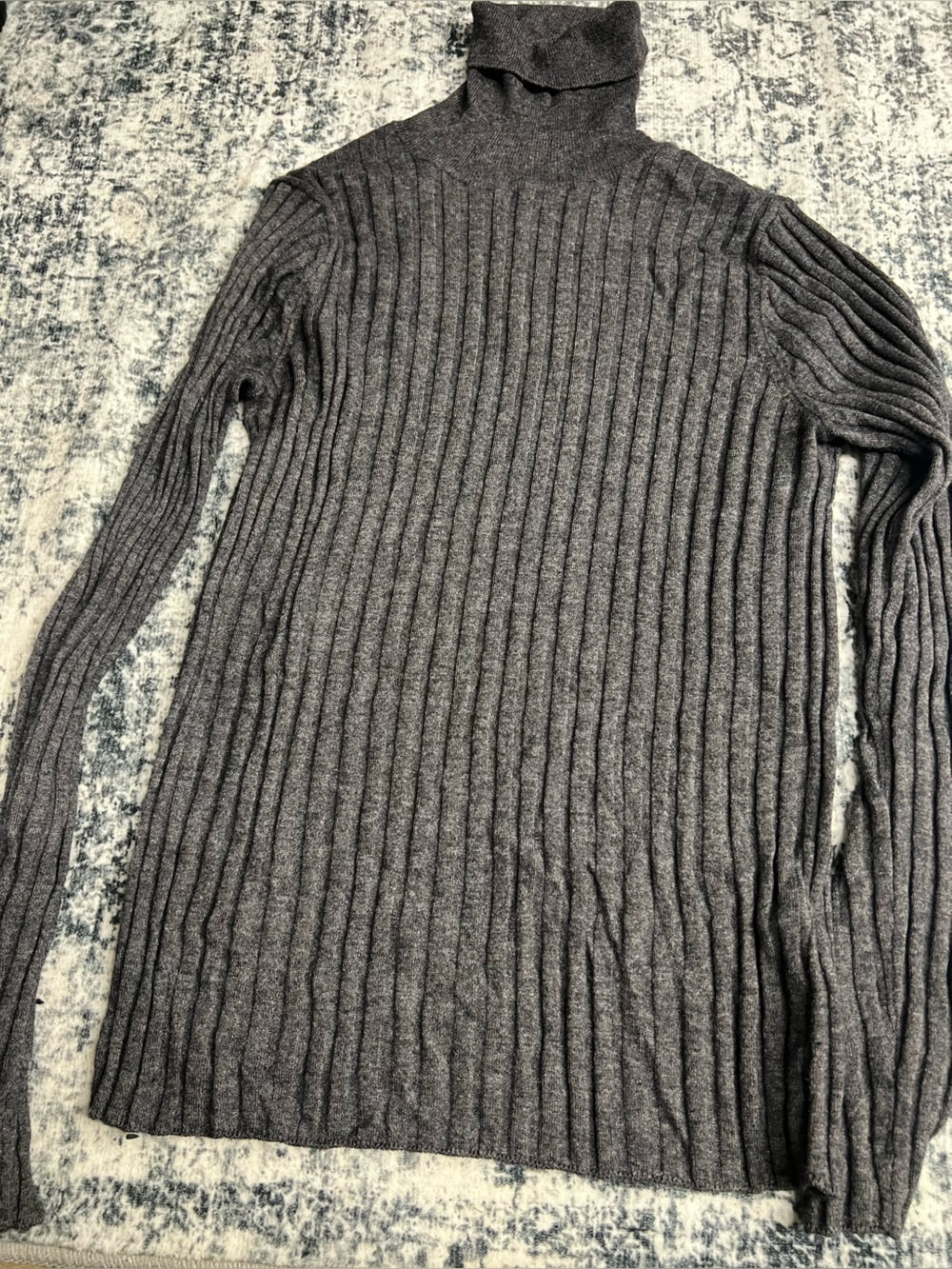 Massimo Dutti Ribbed Turtleneck Sweater in Charcoal Gray